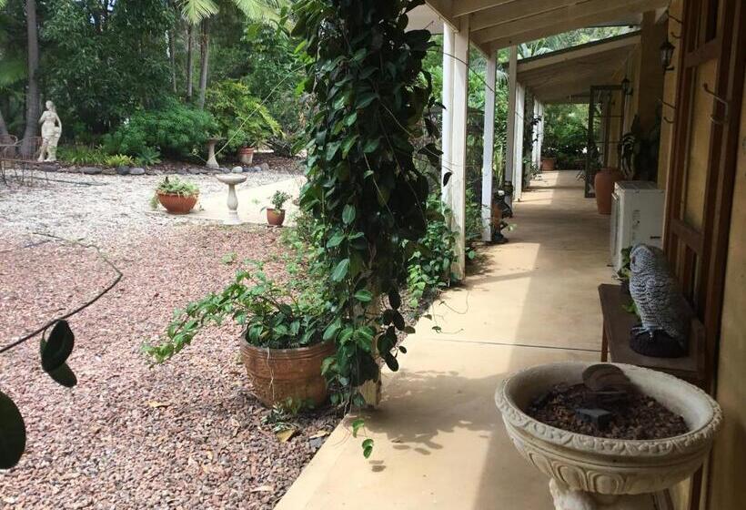 פנסיון Smoky Cape Retreat