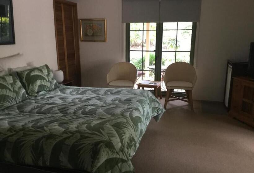 פנסיון Smoky Cape Retreat