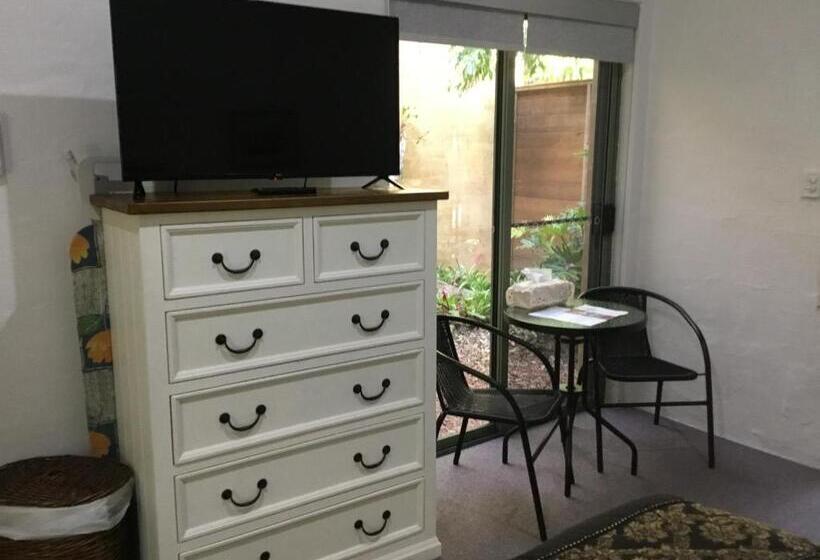 פנסיון Smoky Cape Retreat