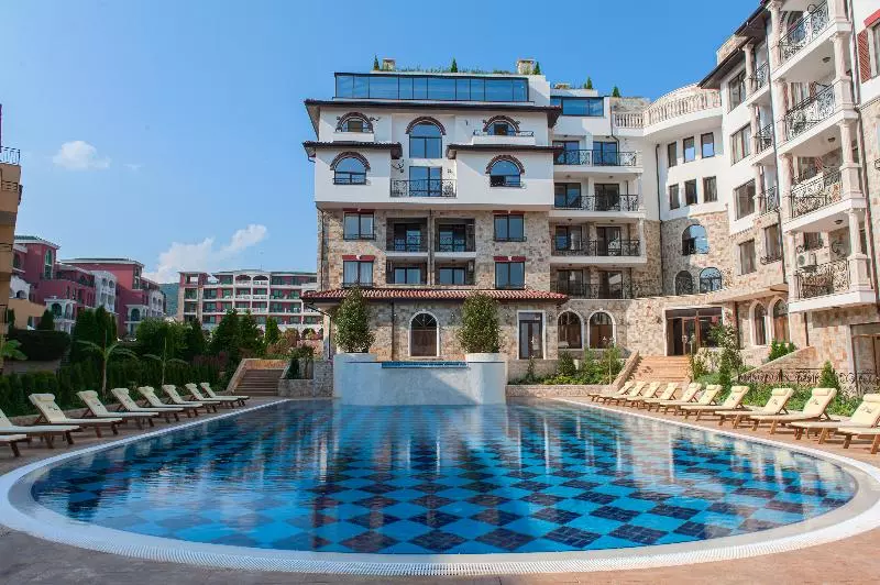 Aparthotel Artur