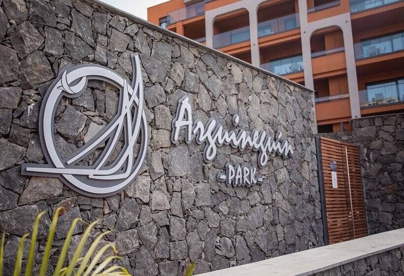 Arguineguin Park by Servatur