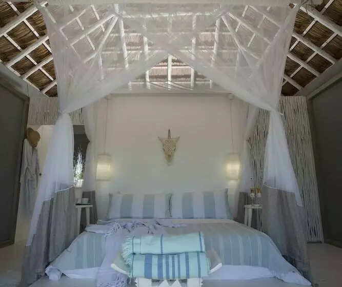 هتل Azulik Lodge