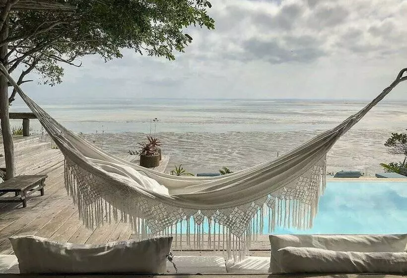 هتل Azulik Lodge