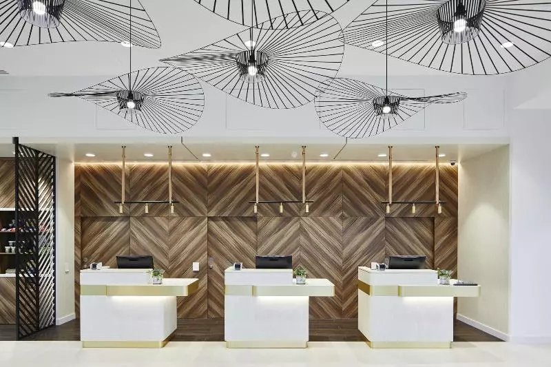 ホテル Courtyard By Marriott Luton Airport