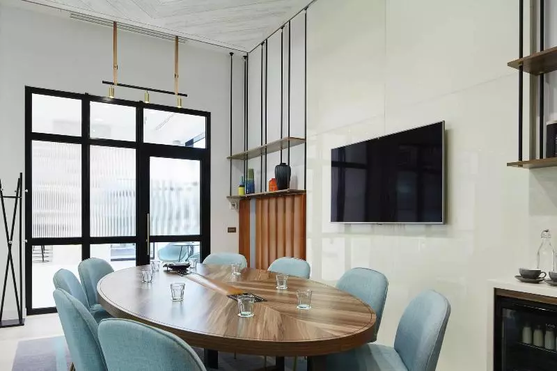 ホテル Courtyard By Marriott Luton Airport