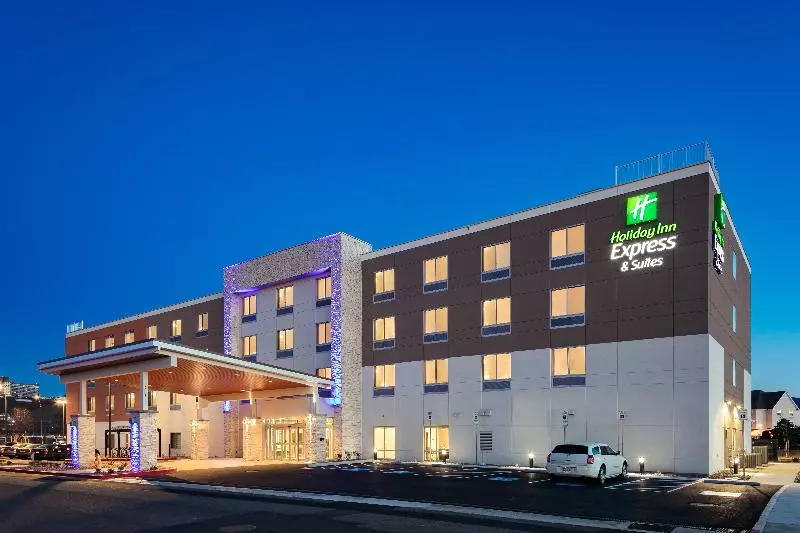 Hotelli Holiday Inn Express & Suites   Medford, An Ihg