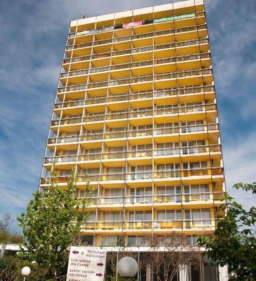 Отель International Home Of Scientists Joliot Curie