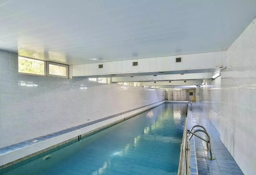 ホテル International Home Of Scientists Joliot Curie