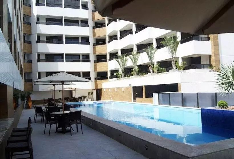 Hotelli Littoral Gold Flat