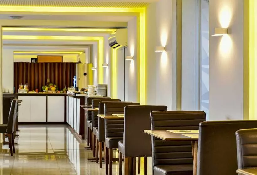 Hotelli Littoral Gold Flat