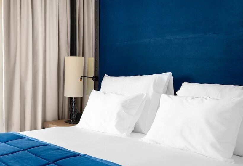 Отель Pestana Plaza Mayor Madrid