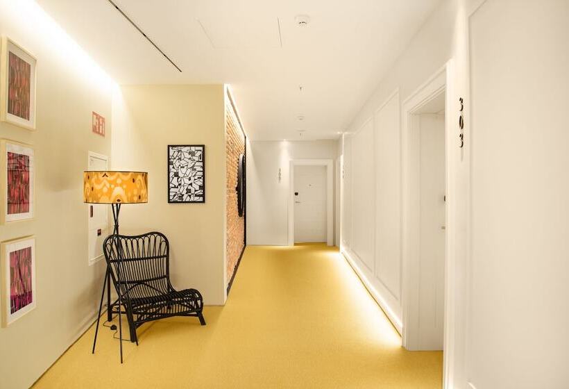 Отель Pestana Plaza Mayor Madrid