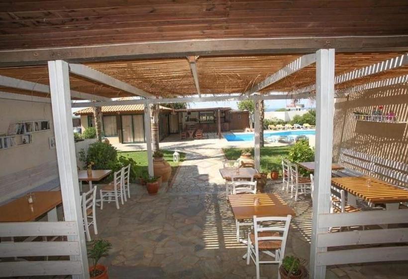 酒店 Petros Village