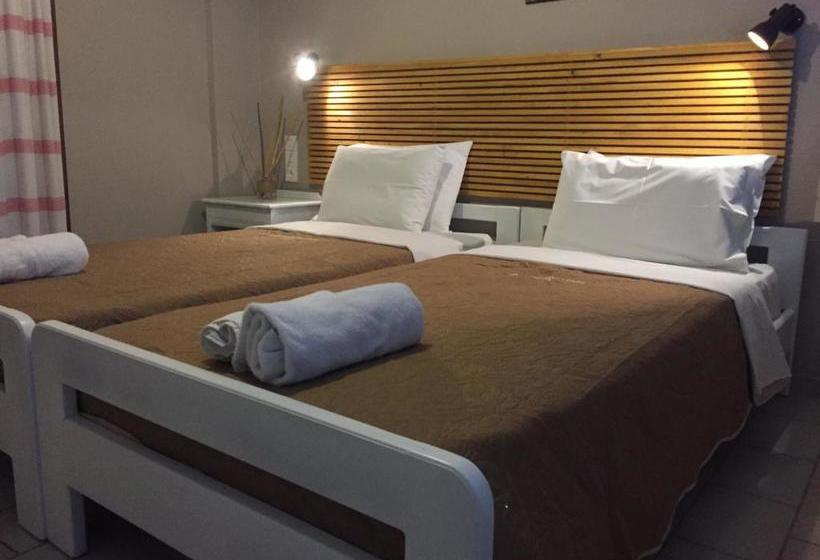 酒店 Petros Village