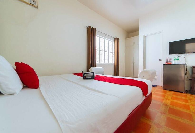 فندق Reddoorz Near Walking Street Angeles City