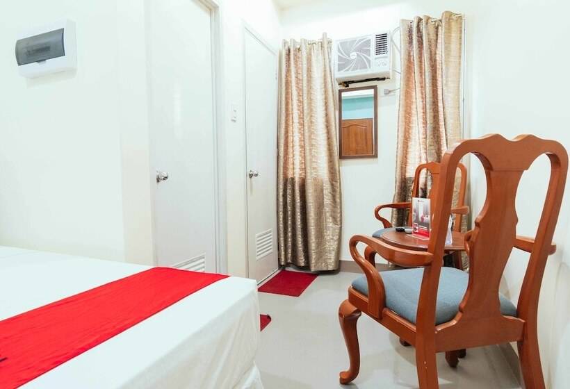 Отель Reddoorz Plus @ It Park Cebu
