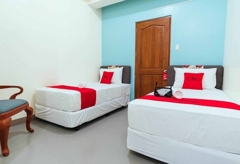 Отель Reddoorz Plus @ It Park Cebu