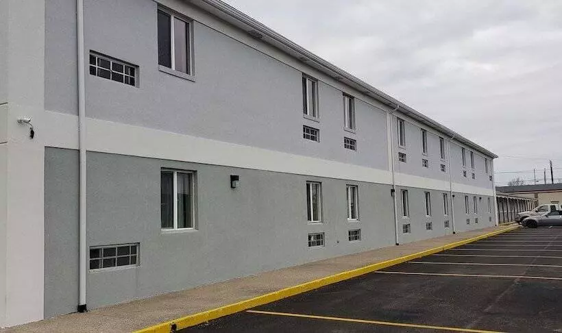 Hotelli Travel Inn Of Sidney Ohio