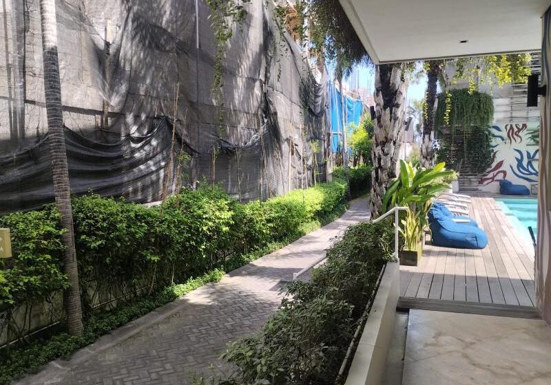 호텔 The Double View Mansions Bali