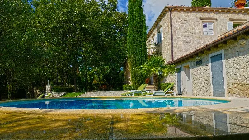 Hotelli Villa Tereza