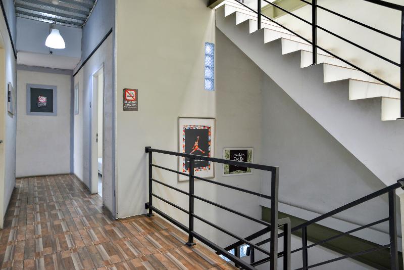 فندق Zen Rooms Basic Near Manggarai