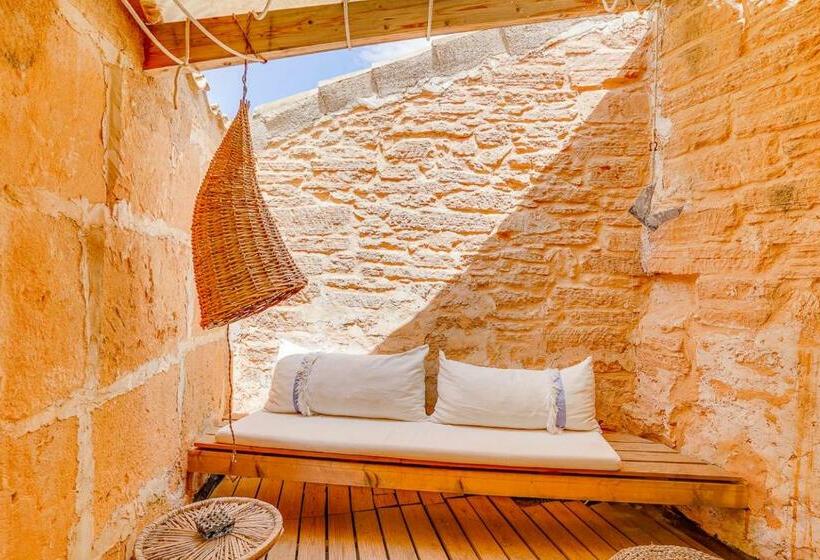 Ses Salines Terrace Home