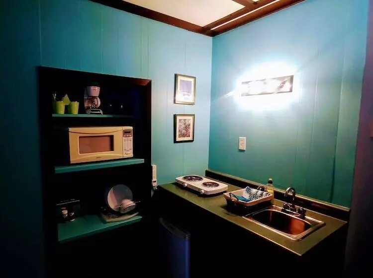 Motelli Dwight Riverside Inn