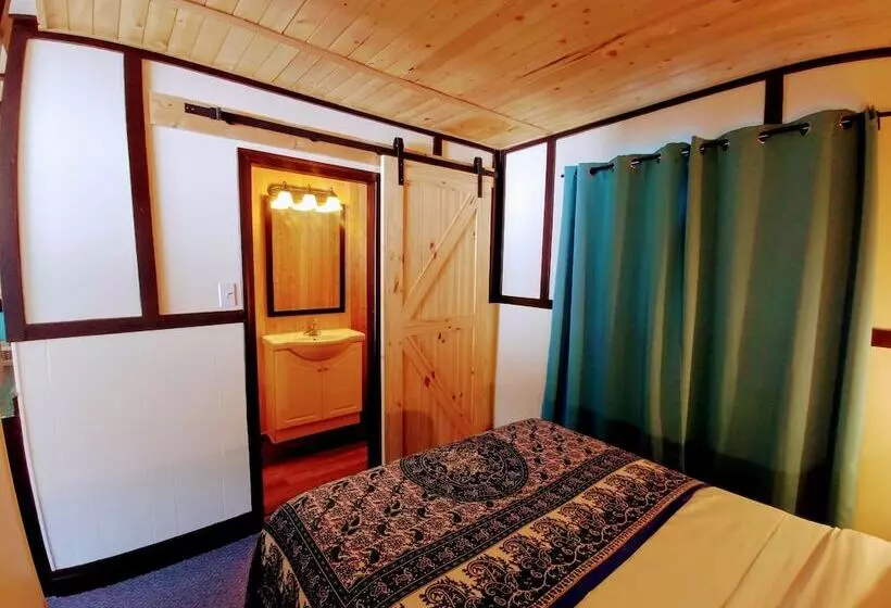 Motelli Dwight Riverside Inn