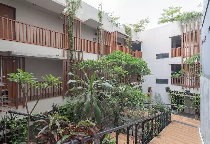 ペンション Reddoorz Plus Near Asia Afrika 3