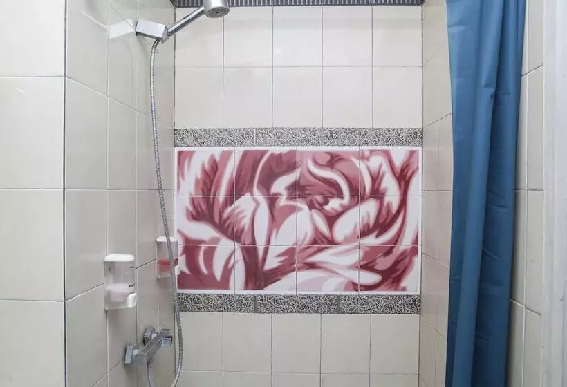 ペンション Reddoorz Plus Near Asia Afrika 3