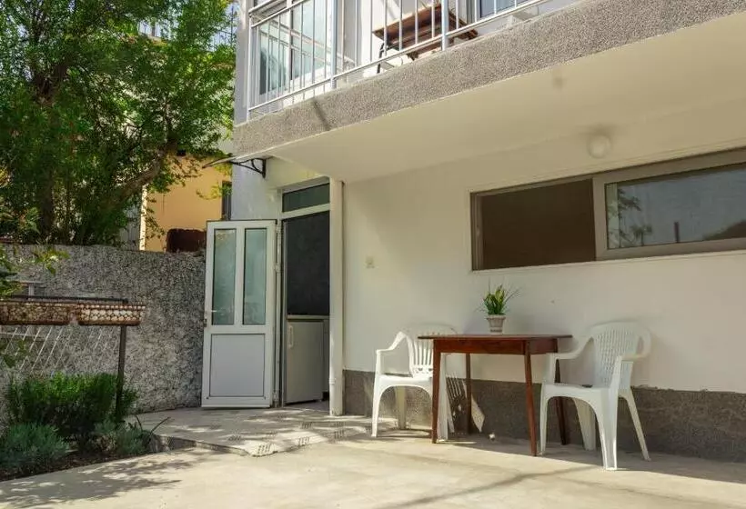 پانسیون Rooms Molabeciri