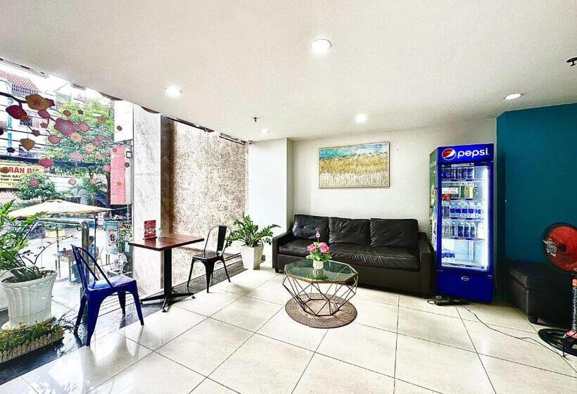 The Jade Hotel Near Tan Son Nhat Airport