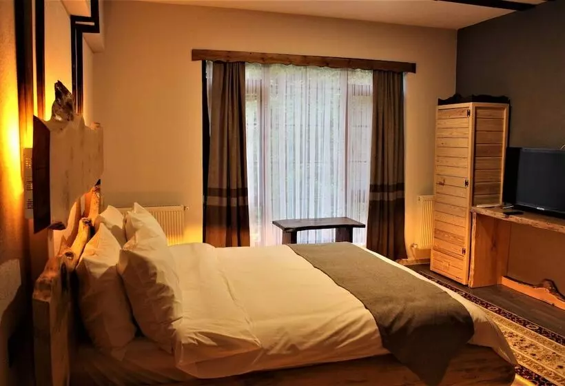 Abant Dere Otel