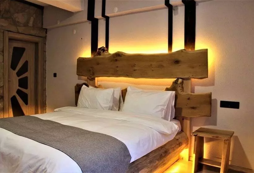 Abant Dere Otel