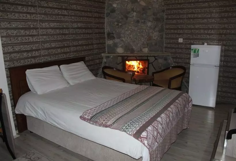Abant Dere Otel