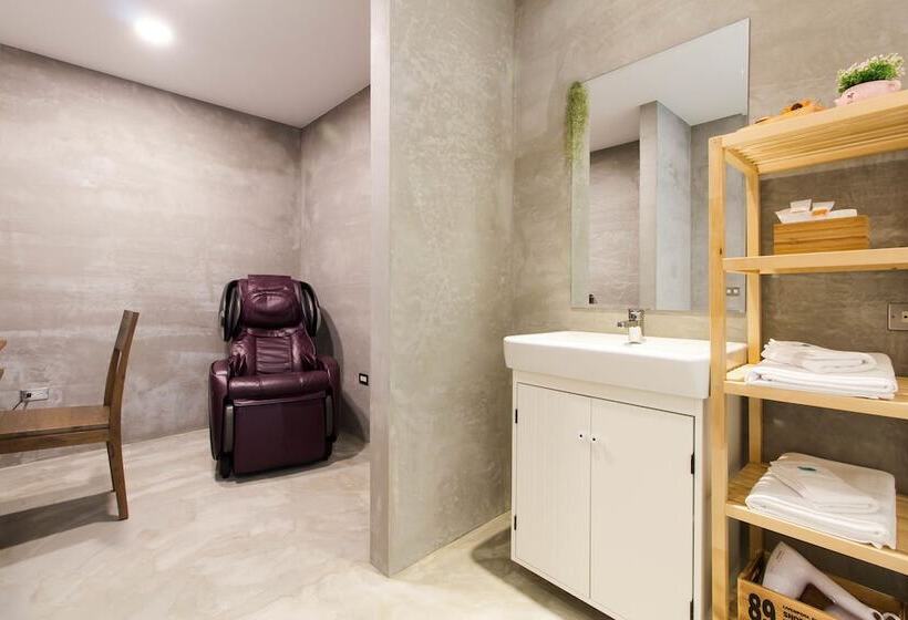 تختخواب و صبحانه Aloe Villa