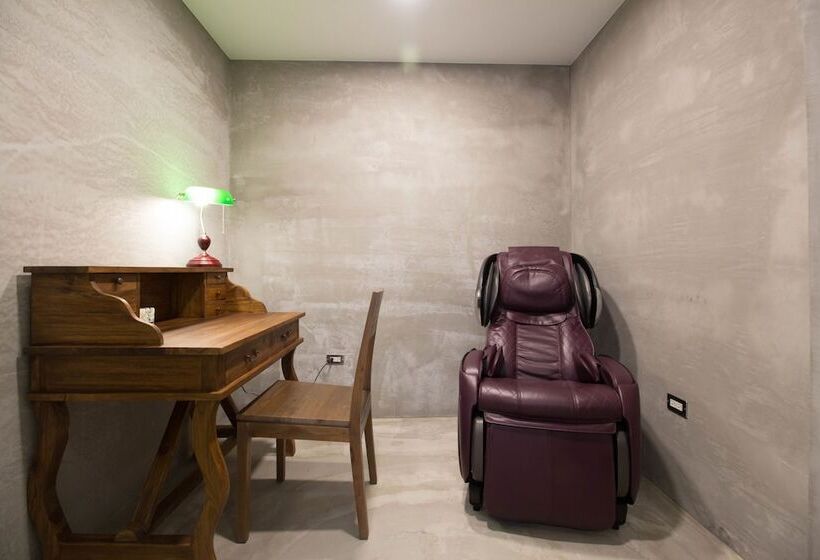 تختخواب و صبحانه Aloe Villa