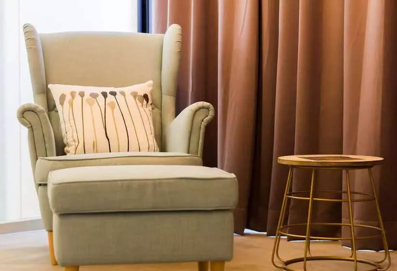 تختخواب و صبحانه Aloe Villa