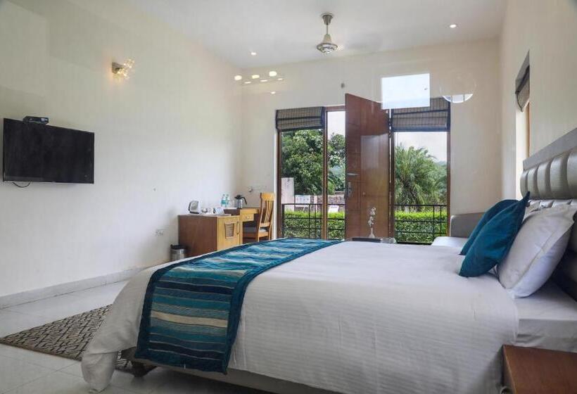 تختخواب و صبحانه Corbett Panorama Resort