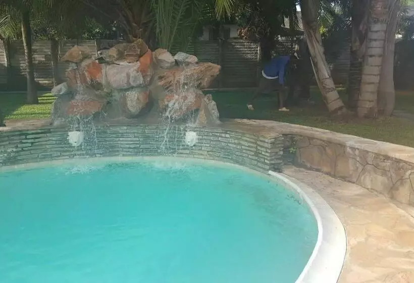 تختخواب و صبحانه Kismet