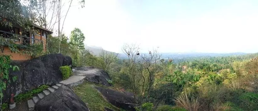 リゾートホテル Edakkal Hermitage