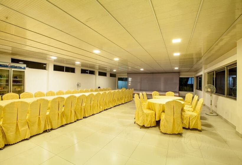 Fantasy Hotel & Resort