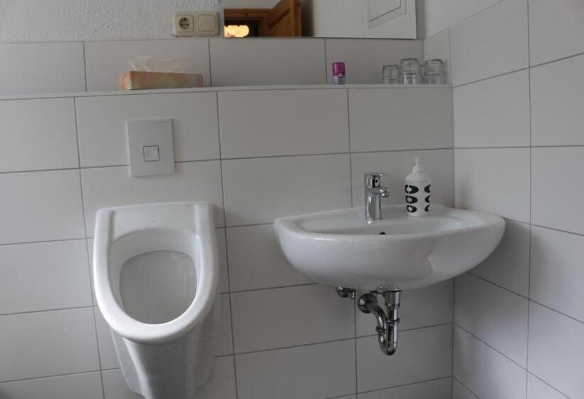 Хостел Altstadtcafé Und Pension