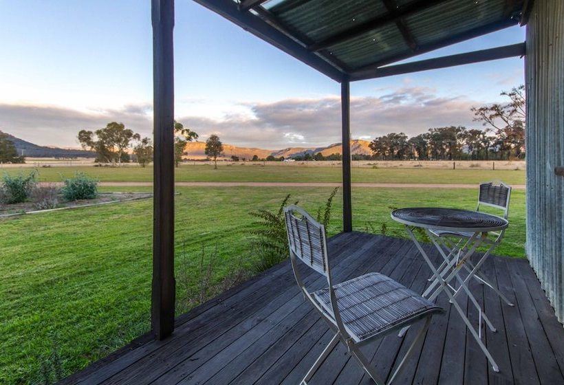 여관 Blaxland S Cottage