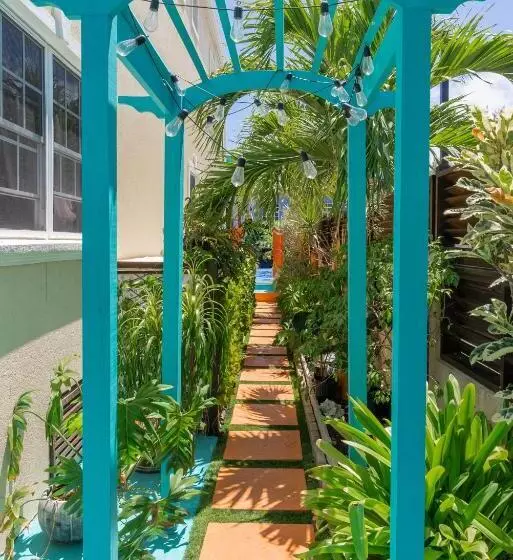 مسافرخانه Hidden Gem Barbados