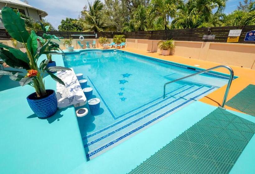 مسافرخانه Hidden Gem Barbados