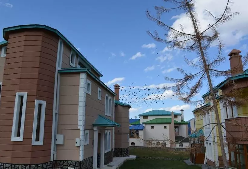 Hotelli Alpina Konaklari