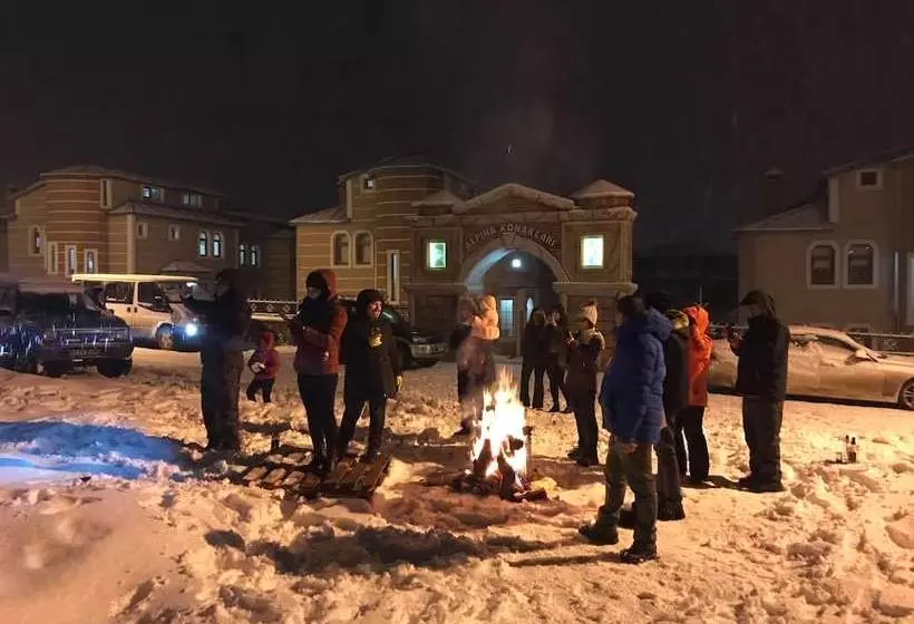 Hotelli Alpina Konaklari