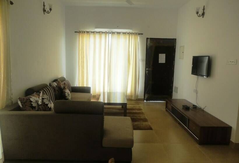 Hotel Bahri Beautiful Country