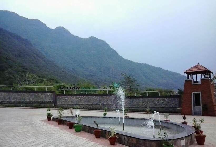 Hotel Bahri Beautiful Country